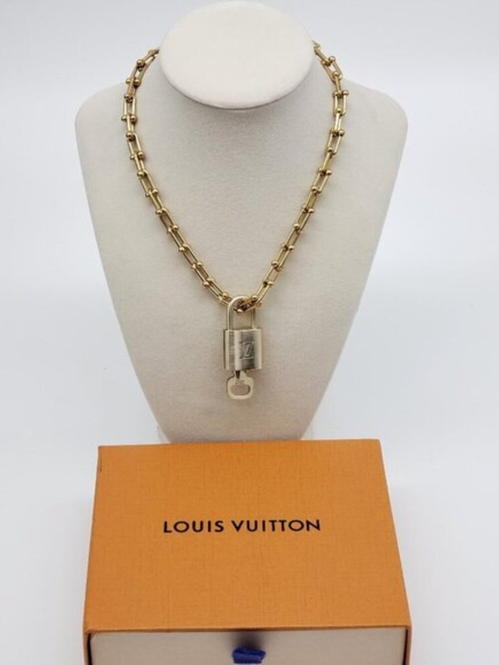 Authentic Louis Vuitton Gold Lock w/ Unbranded Horse Shoe Stainless Steel Chain